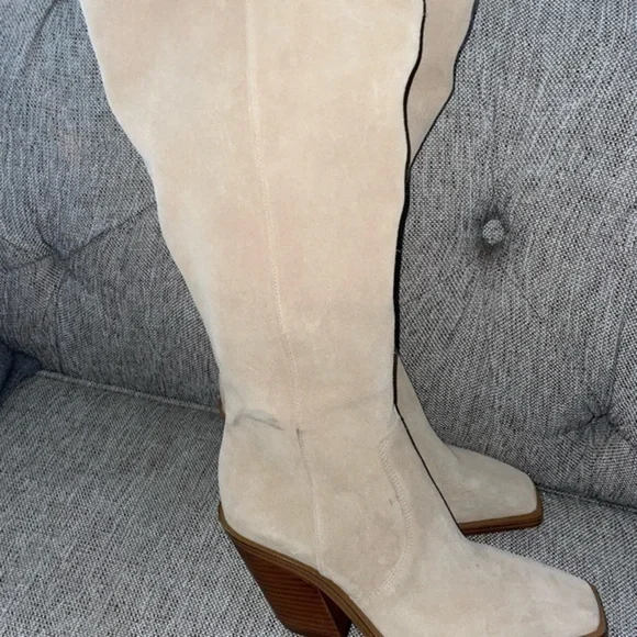 Vince camuto Afelia Knee High Boot women size 8.5 - Picture 6 of 13